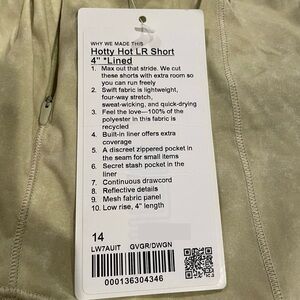 Lululemon Hotty Hot LR Short 4”